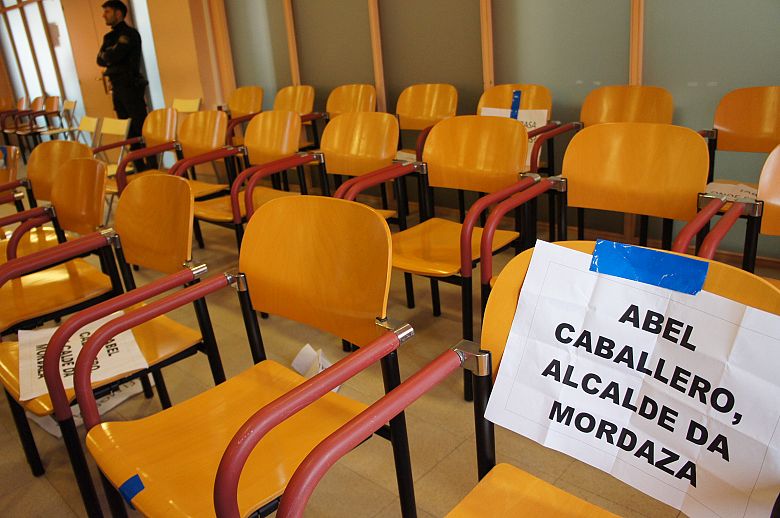 2016 05 30 ProtestaRegulamentoPlenoVigo17.JPG